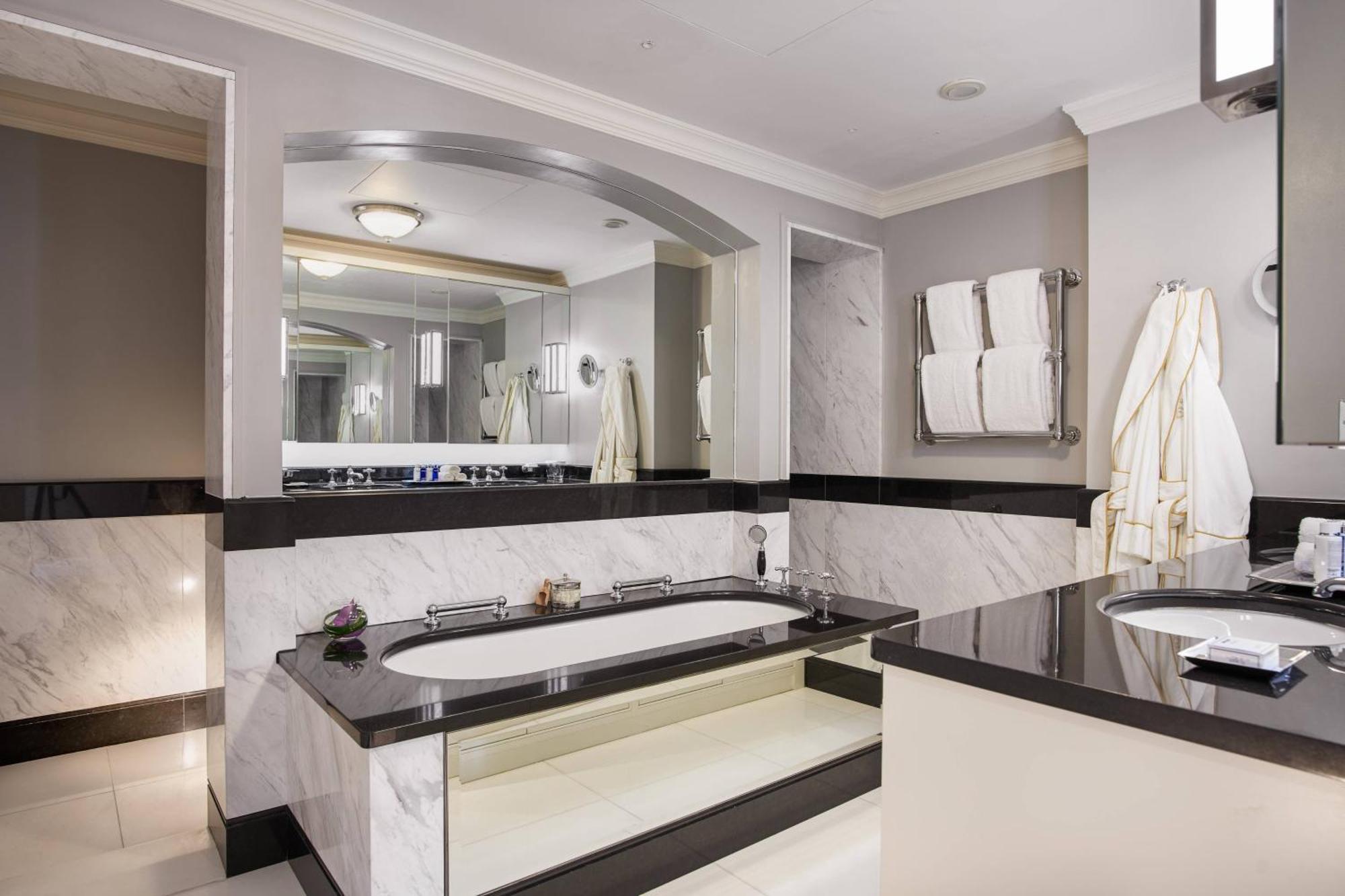 The Shelbourne, Autograph Collection Hotel Dublin Bagian luar foto